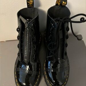 Like New Dr Martens Sinclair Embossed Leopard Platform Boots -size 6